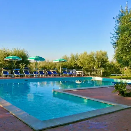 Broom With Shared Pool